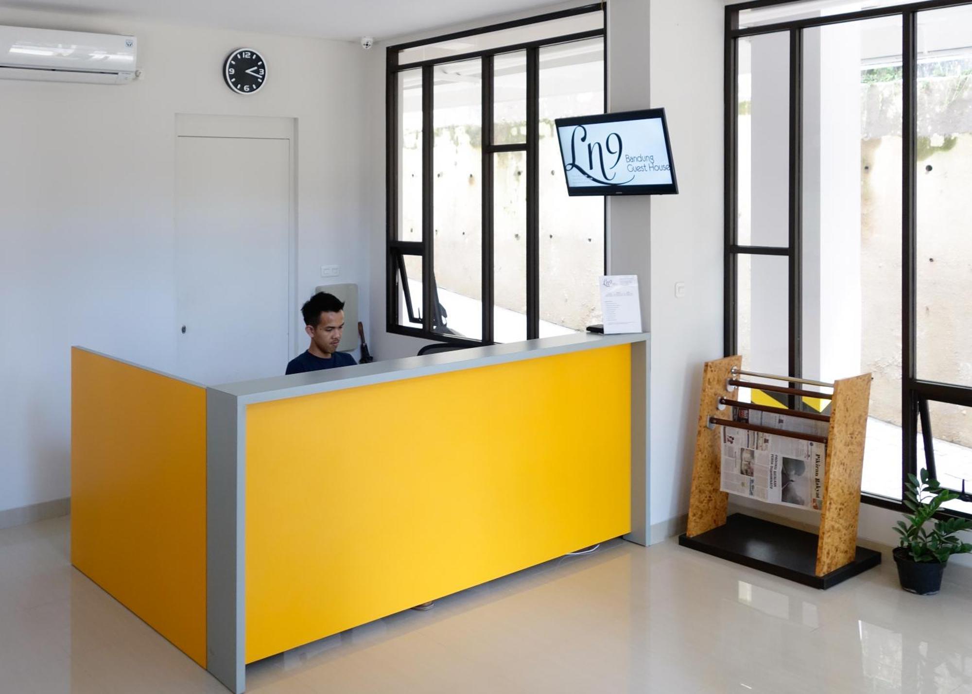 Ln9 Bandung Guest House Extérieur photo